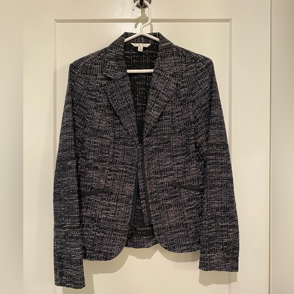CAbi Multi Texture Tweed Blazer in Black/White/Navy, size 10 - Picture 1 of 7